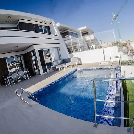 Villa Filipinas 16 Villacosta